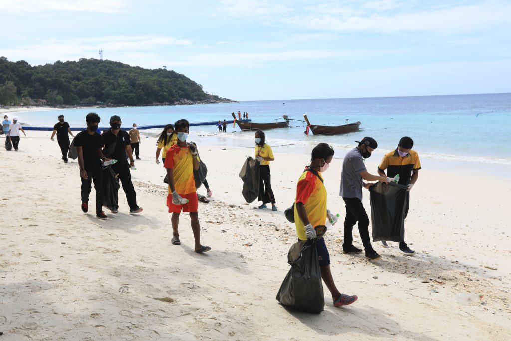 Koh Lipe Garbage Collection