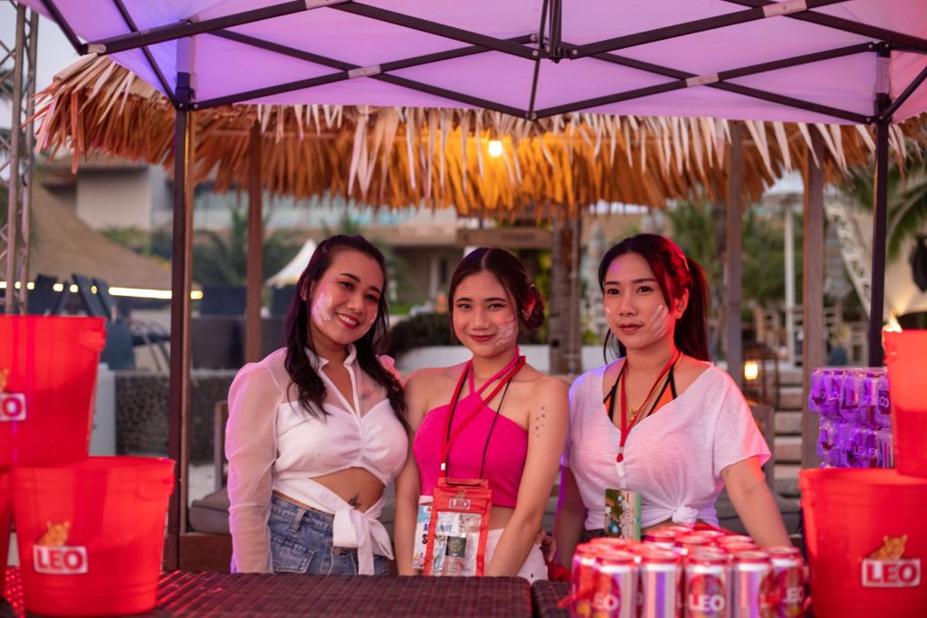 ปาร์ตี้สงกรานต์ที่ อนัญญา หลีเป๊ะ (Ananya Lipe Songkran Night Beach Party)