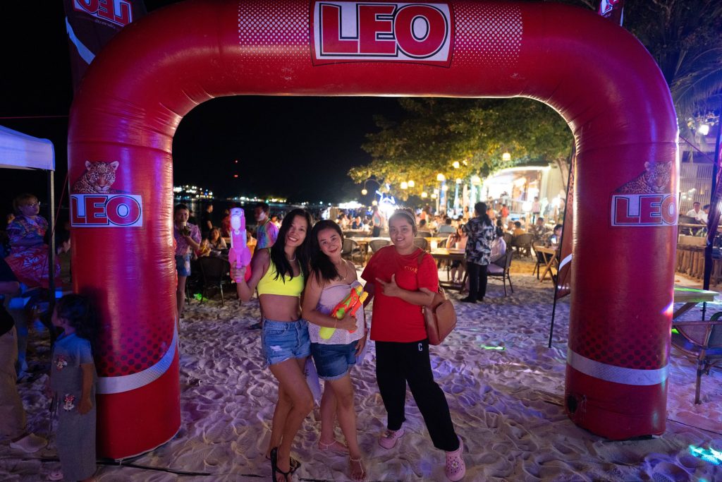 ปาร์ตี้สงกรานต์ที่ อนัญญา หลีเป๊ะ (Ananya Lipe Songkran Night Beach Party)