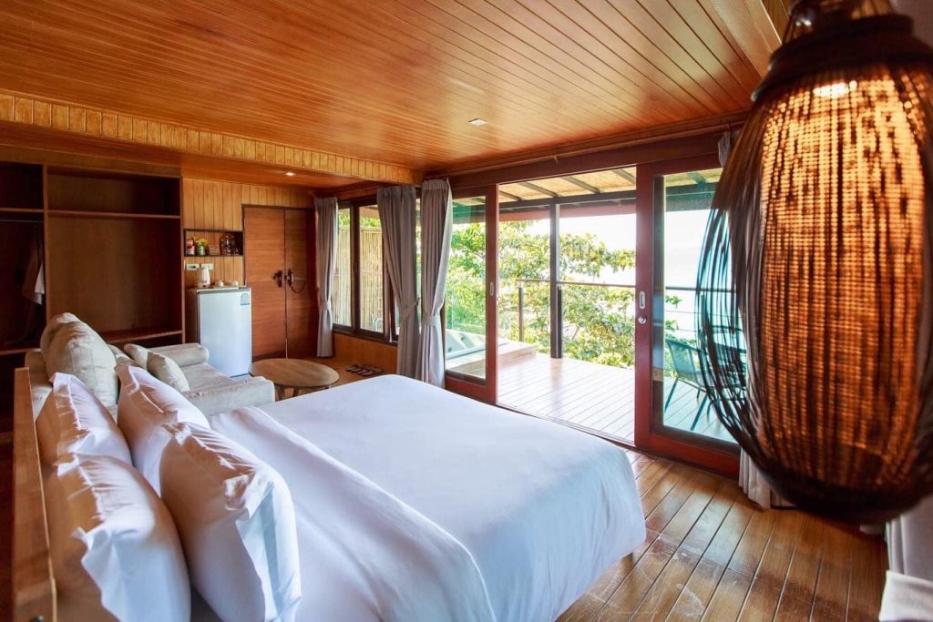 The Cliff Restaurant Lipe 4