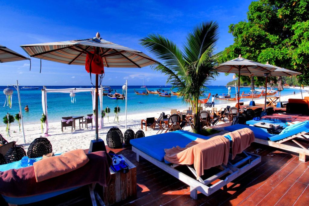 อาคีรา หลีเป๊ะ รีสอร์ท (Akira Lipe Resort)