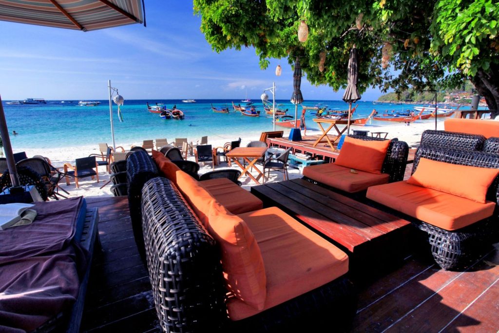 อาคีรา หลีเป๊ะ รีสอร์ท (Akira Lipe Resort)