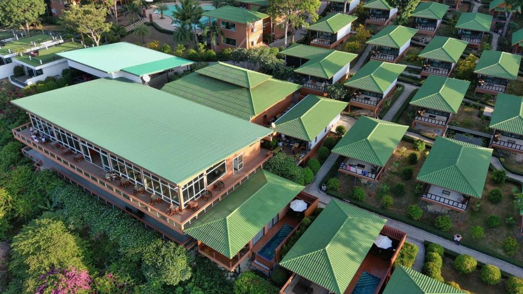 เมาน์เทน รีสอร์ท (Mountain Resort)